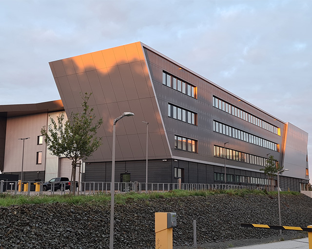 Das Gebäude der Open Hybrid LabFactory in Wolfsburg. 